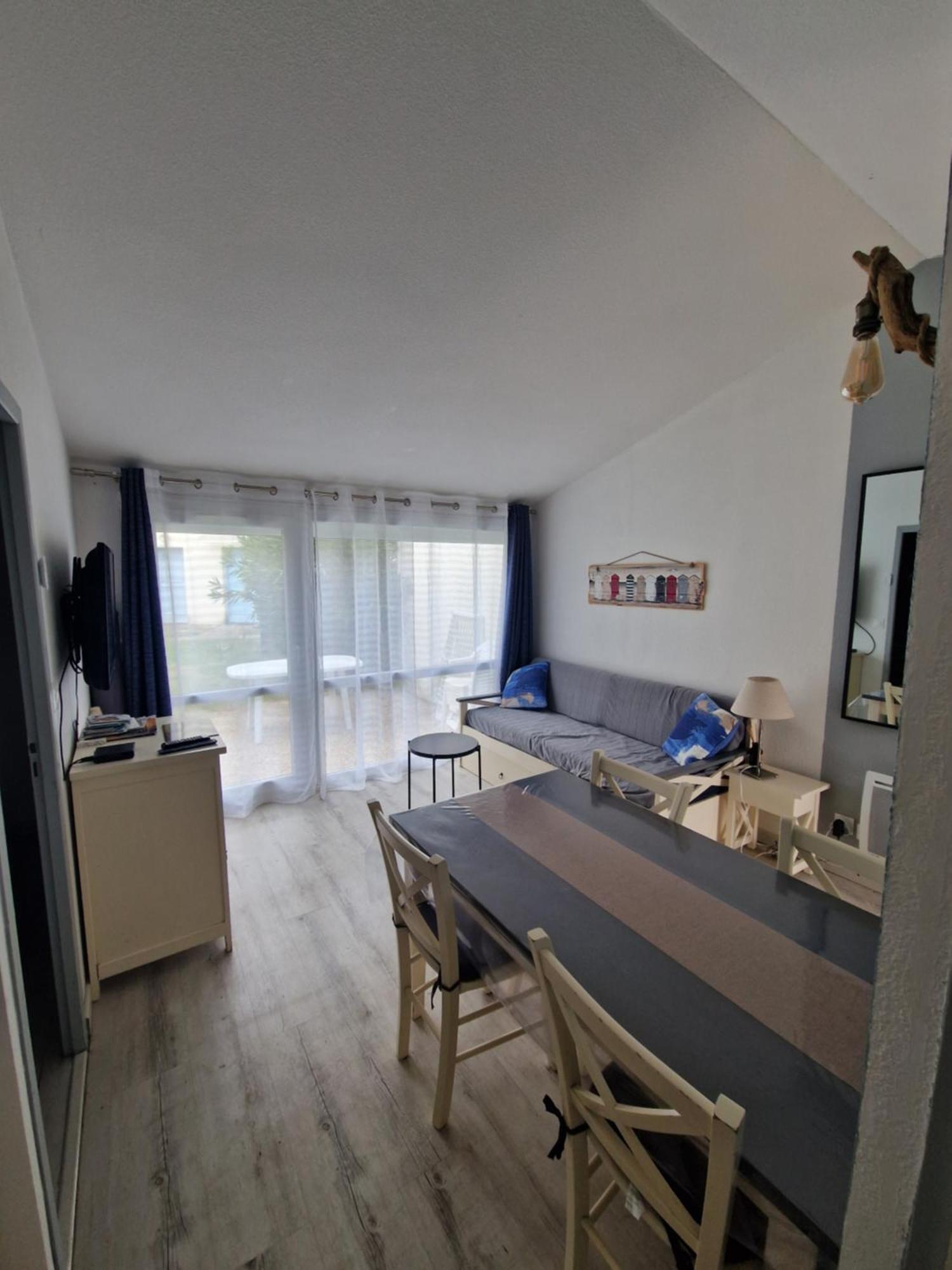 Charmante Petite Maison Pour 4 Personnes Cdc Fr90C10G Dolus-d'Oleron Luaran gambar
